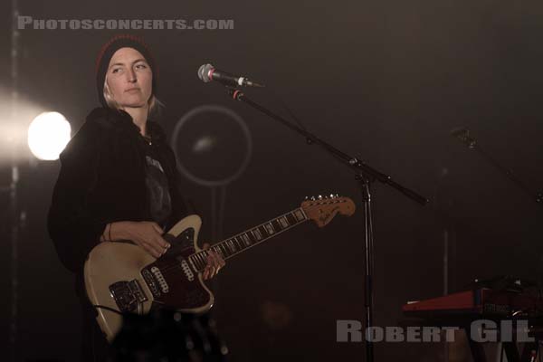 WARPAINT - 2013-11-01 - PARIS - Grande Halle de La Villette - 